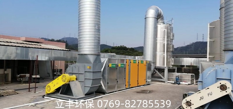 4萬風量噴漆廢氣凈化設備